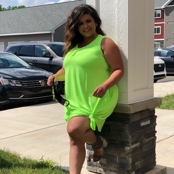 Neon Green Cozy Dress with Pockets - Picture 3 of 4